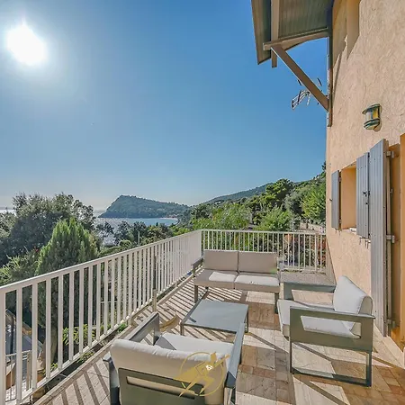 Maison De La Pointe - 4 Etoiles - Vue - Piscine - Canadel Le Rayol-Canadel-sur-Mer